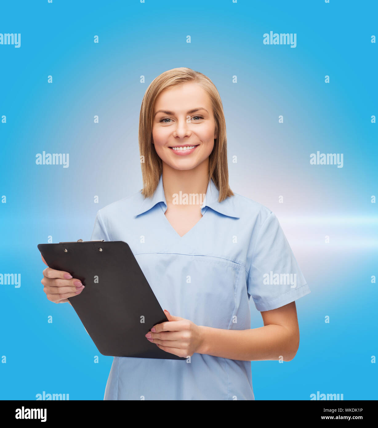 женщина медсестра. стоматология врачи. медсестра. младший медперсонал. работа в москве медсестрой сутки через.