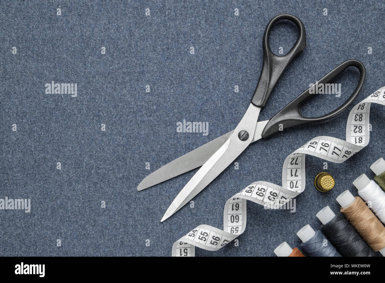 Tailoring items hi-res stock photography and images - Alamy