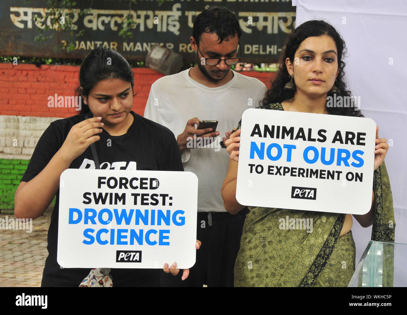 Animal right activists from PETA during a protest to call for an end to forced swim test of rodents by pharma companies in New Delhi, India on Wedne Stock Photo - Alamy Animal right activists from PETA during a protest to call for an end to forced swim test of rodents by pharma companies in New Delhi, India on Wedne Stock Photo - Alamy