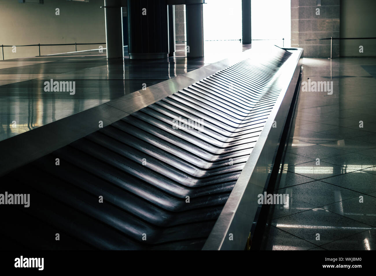 Airport baggage claim carousel conveyor hires stock photography and