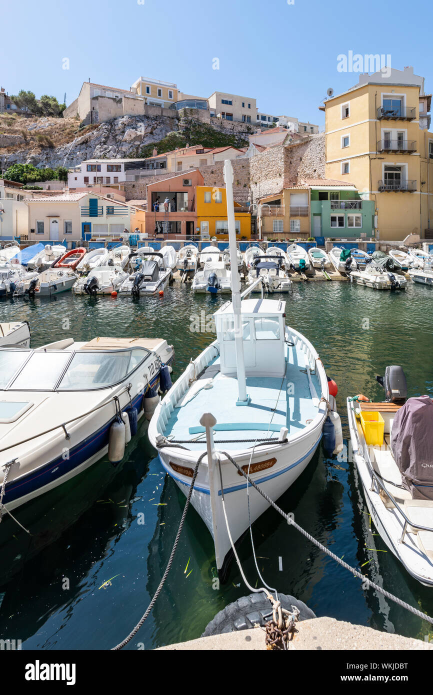 Pointu traditional fishing boat hi-res stock photography and images - Alamy
