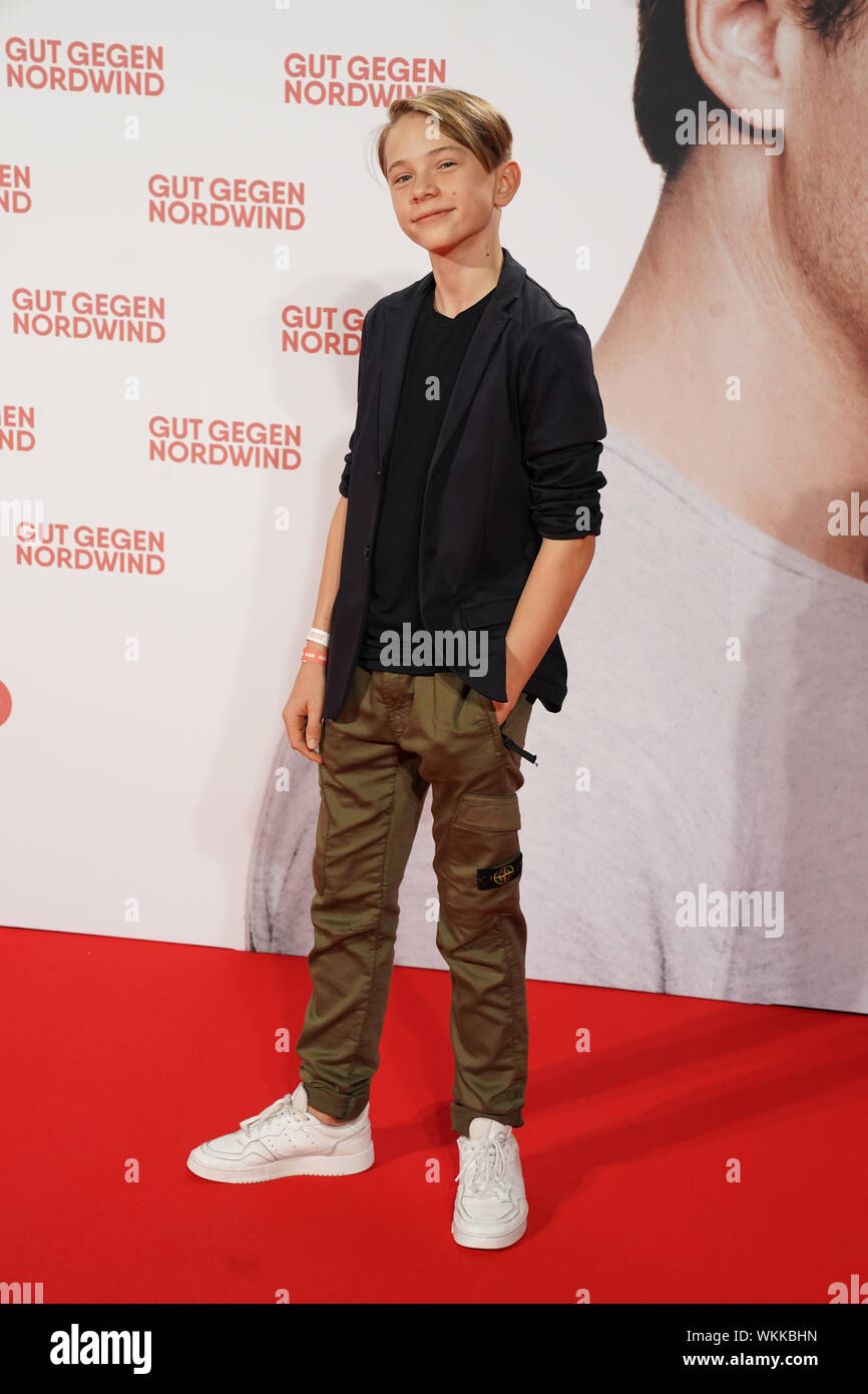 Yoran leicher hi res stock photography and images Alamy