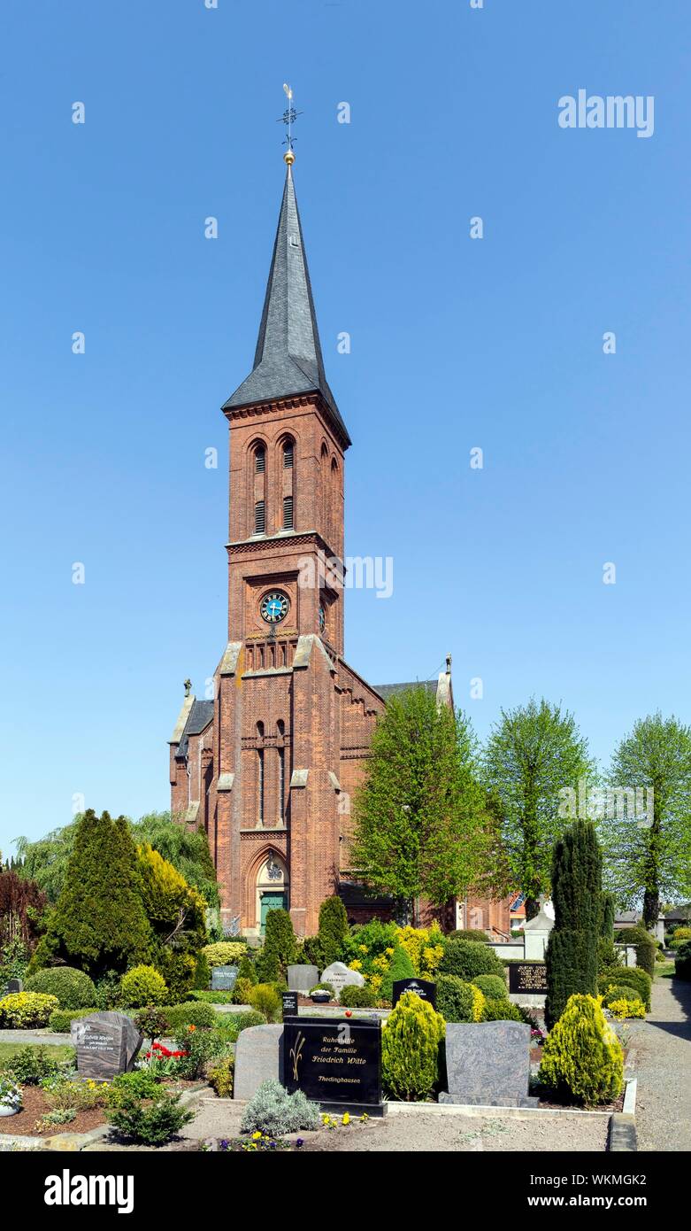 Church St. Cosmas and Damian with cemetery, Thedinghausen, Lower Saxony, Germany Stock Photo