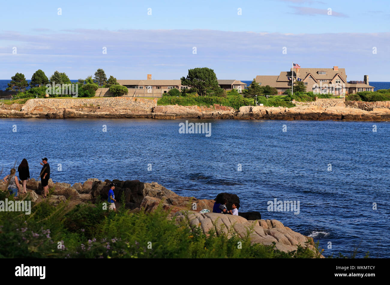 Bush Compound aka the Summer White House in Walker's Point with tourists in foreground.Kennebunkport.Maine.USA Stock Photo