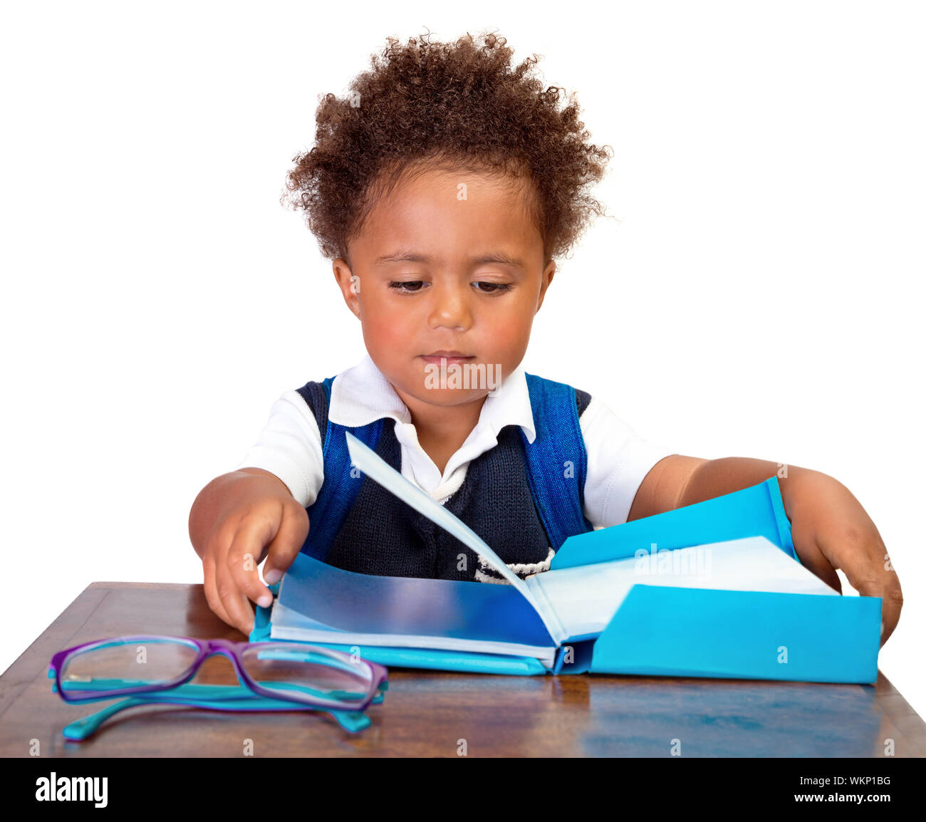 African kids reading school uniform hi-res stock photography and images ...