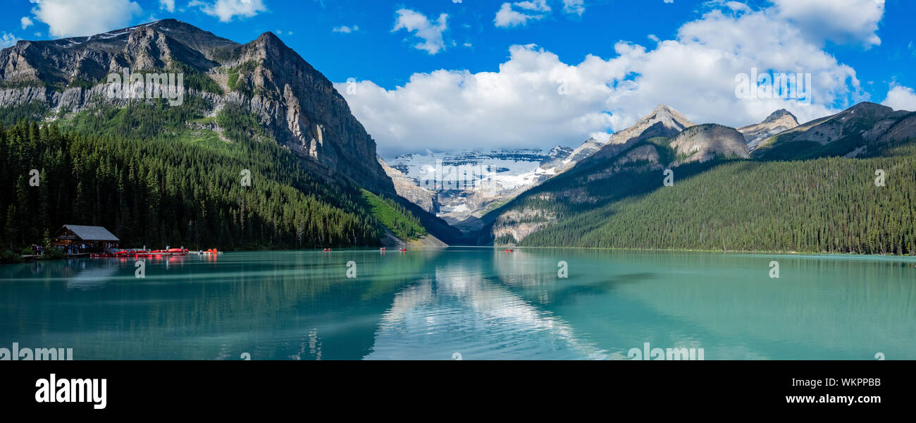 The beautiful  Lake Louise and mountains at Banff, Canada Stock Photo