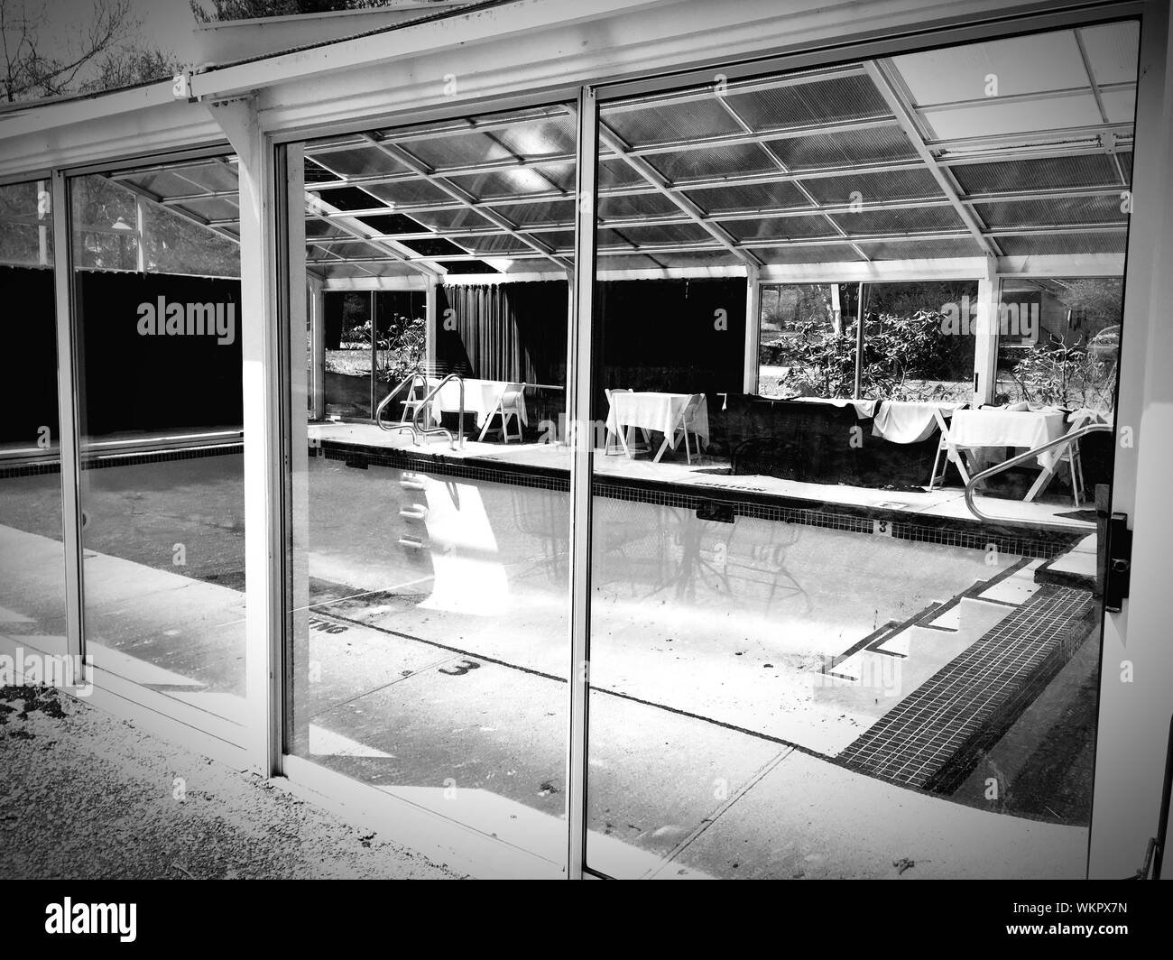 Swimming pool architecture Black and White Stock Photos & Images - Alamy