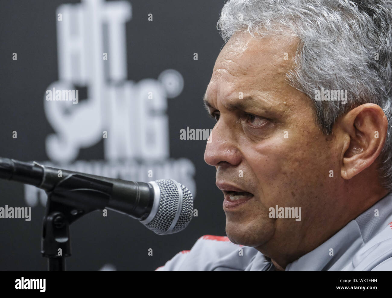 Los Angeles, California, USA. 4th Sep, 2019. Chile's coach Reinaldo Rueda speaks during a press conference in Los Angeles, Wednesday, September 4, 2019. Chile will face Argentina in an International friendly soccer game on September 5 at the Los Angeles Memorial Coliseum. Credit: Ringo Chiu/ZUMA Wire/Alamy Live News Stock Photo