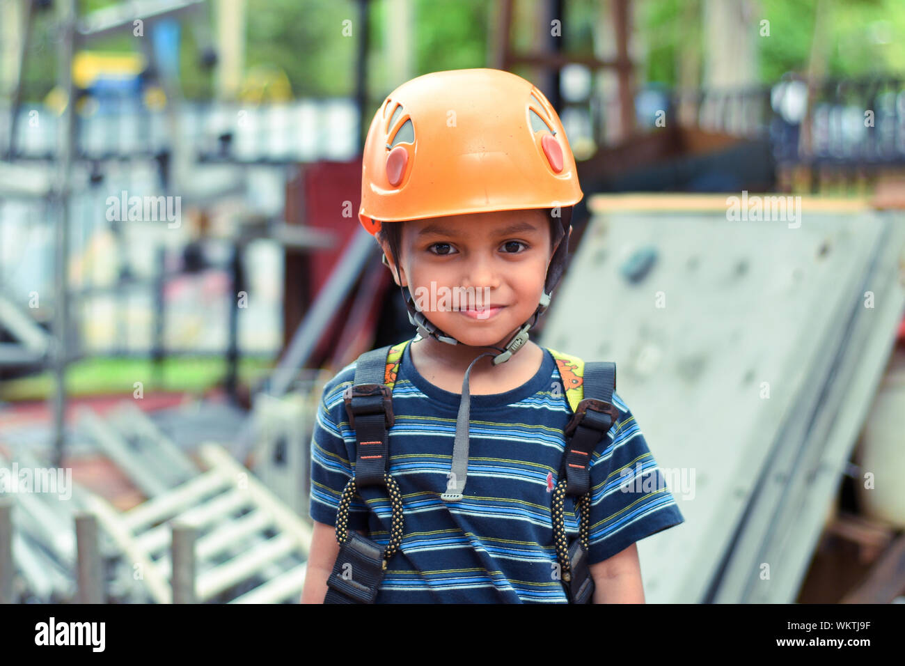 Safety harness and helmet hi-res stock photography and images - Alamy