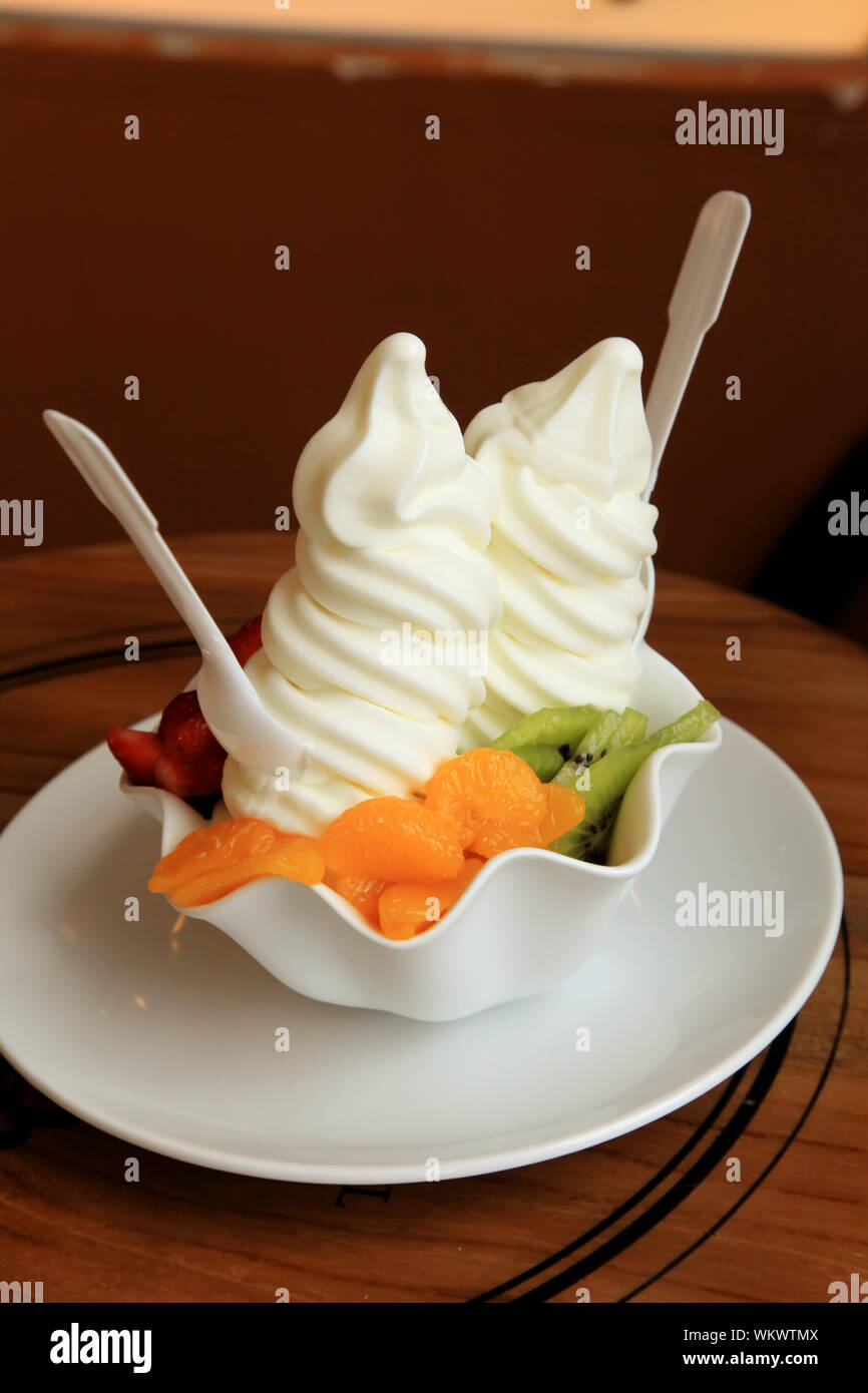 Frozen Yoghurt Ice Cream with Mixed Fruits Stock Photo Alamy