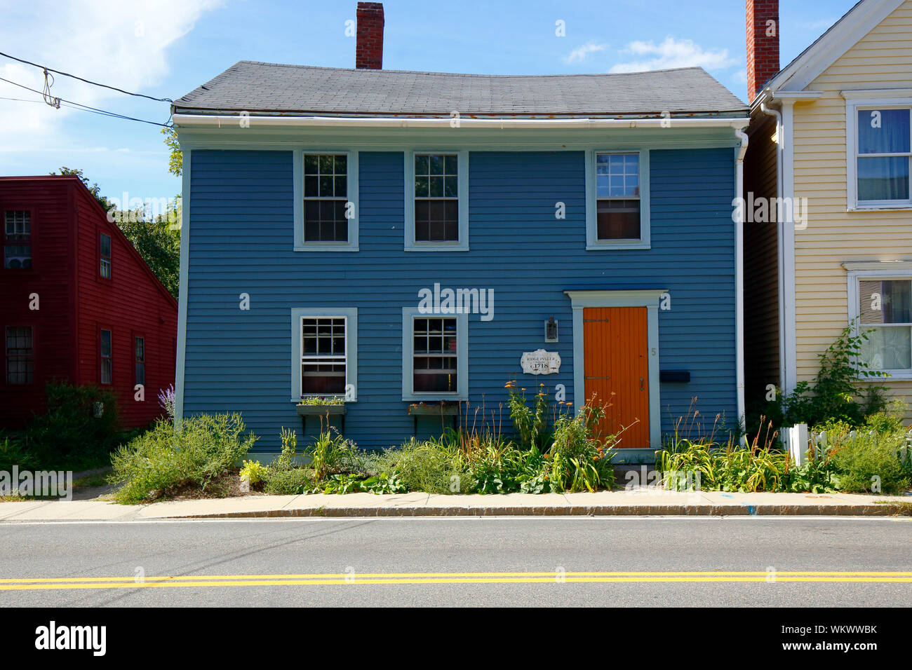 A First Period circa 1718 house, Willcomb-Pinder House, Summer St, Ipswich,  MA Stock Photo - Alamy