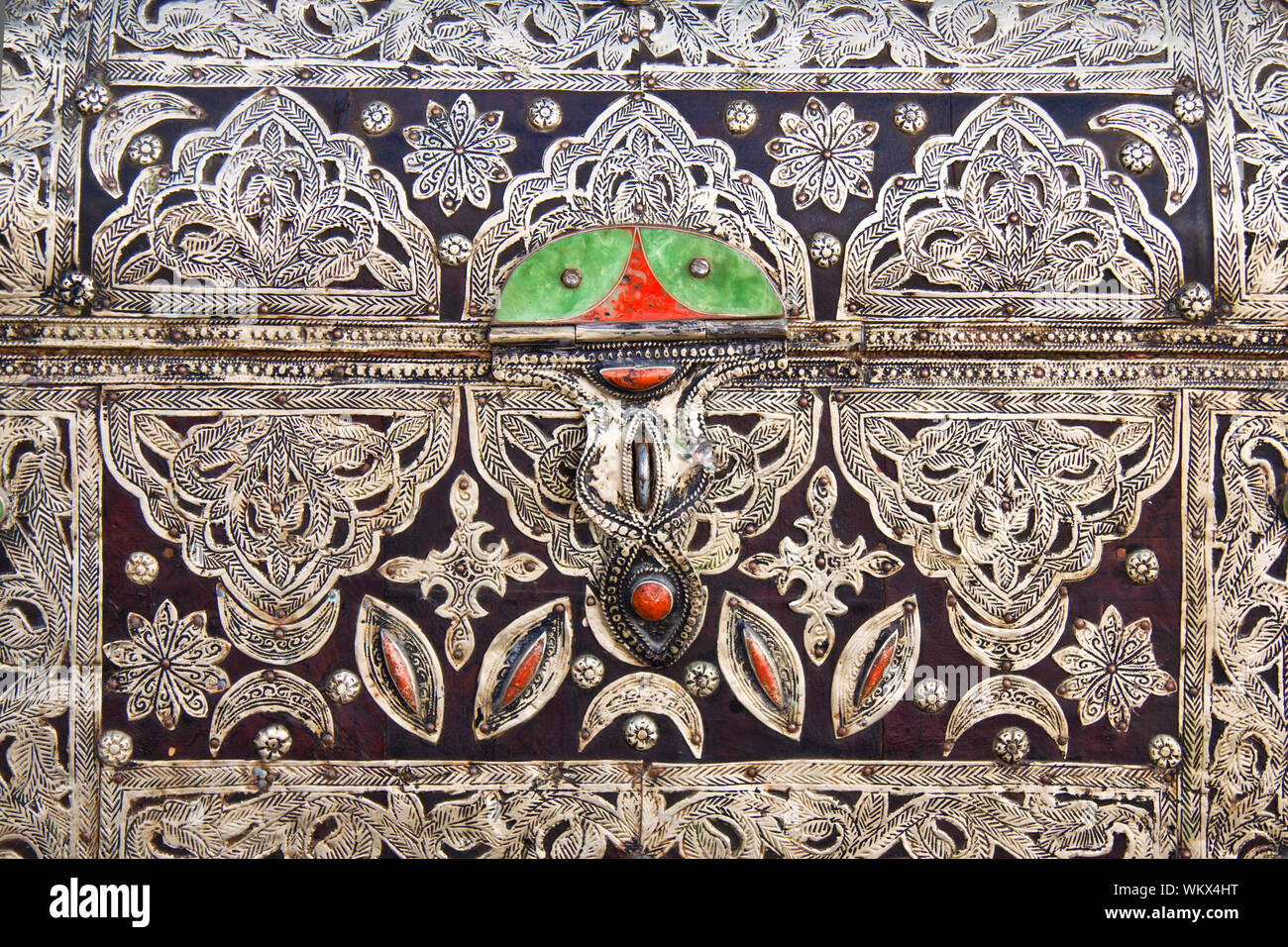 Detail from the traditional arabic jewellery box Stock Photo Alamy