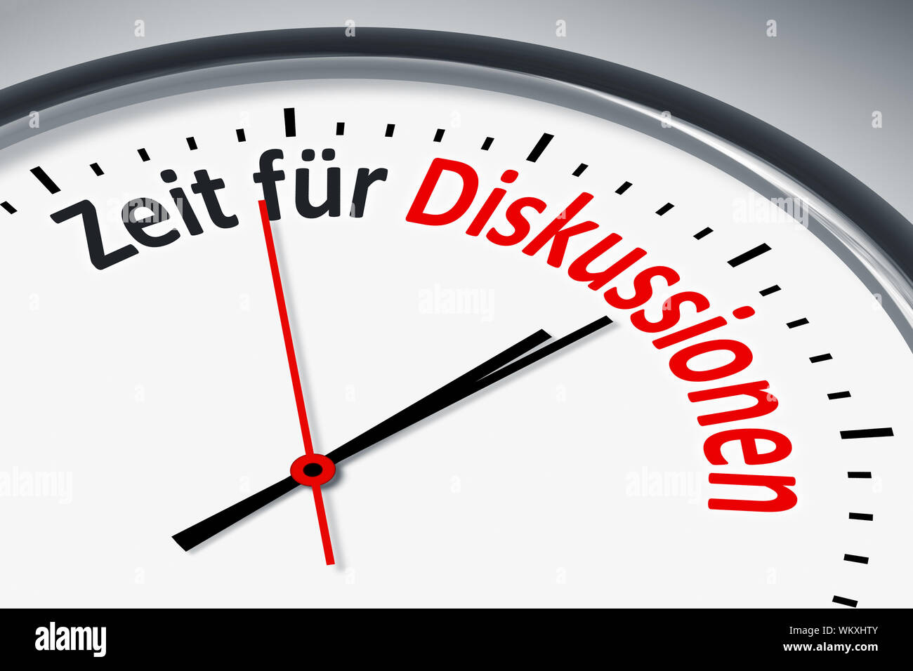 Eine Uhr mit Text Zeit fuer Diskussionen Stock Photo Alamy