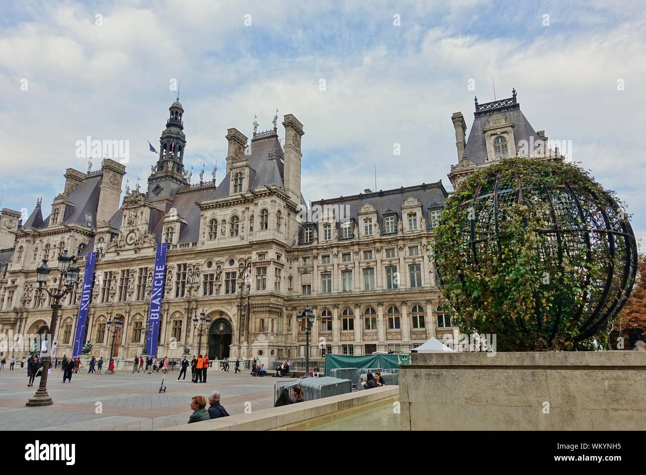 PARIS, FRANCE -6 OCT 2018- The Hotel de Ville (City Hall), in the 4th arrondissement, houses the office of the mayor and local administration of Paris Stock Photo
