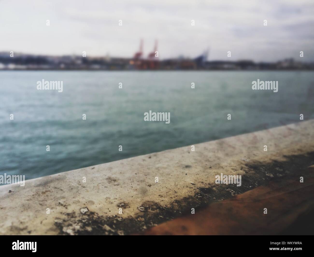 Wall river hi-res stock photography and images - Alamy