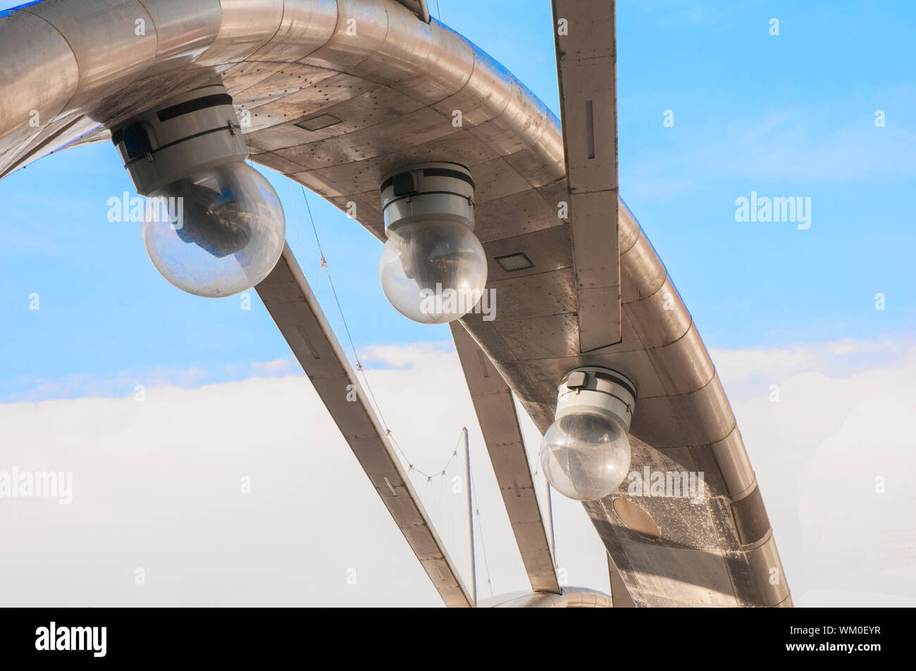 Overhead street lighting hires stock photography and images Alamy