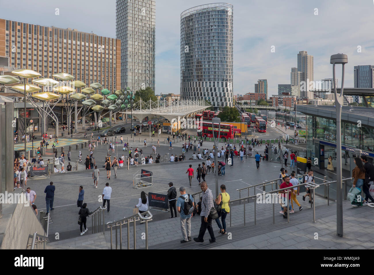 Stratford,Bus Station,Transport Hub,Crowds,Passengers,Stratford,London ...