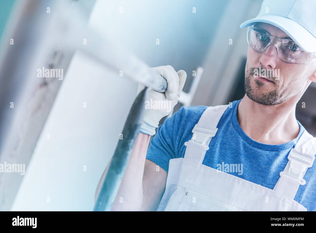 Women wearing cap hi-res stock photography and images - Alamy
