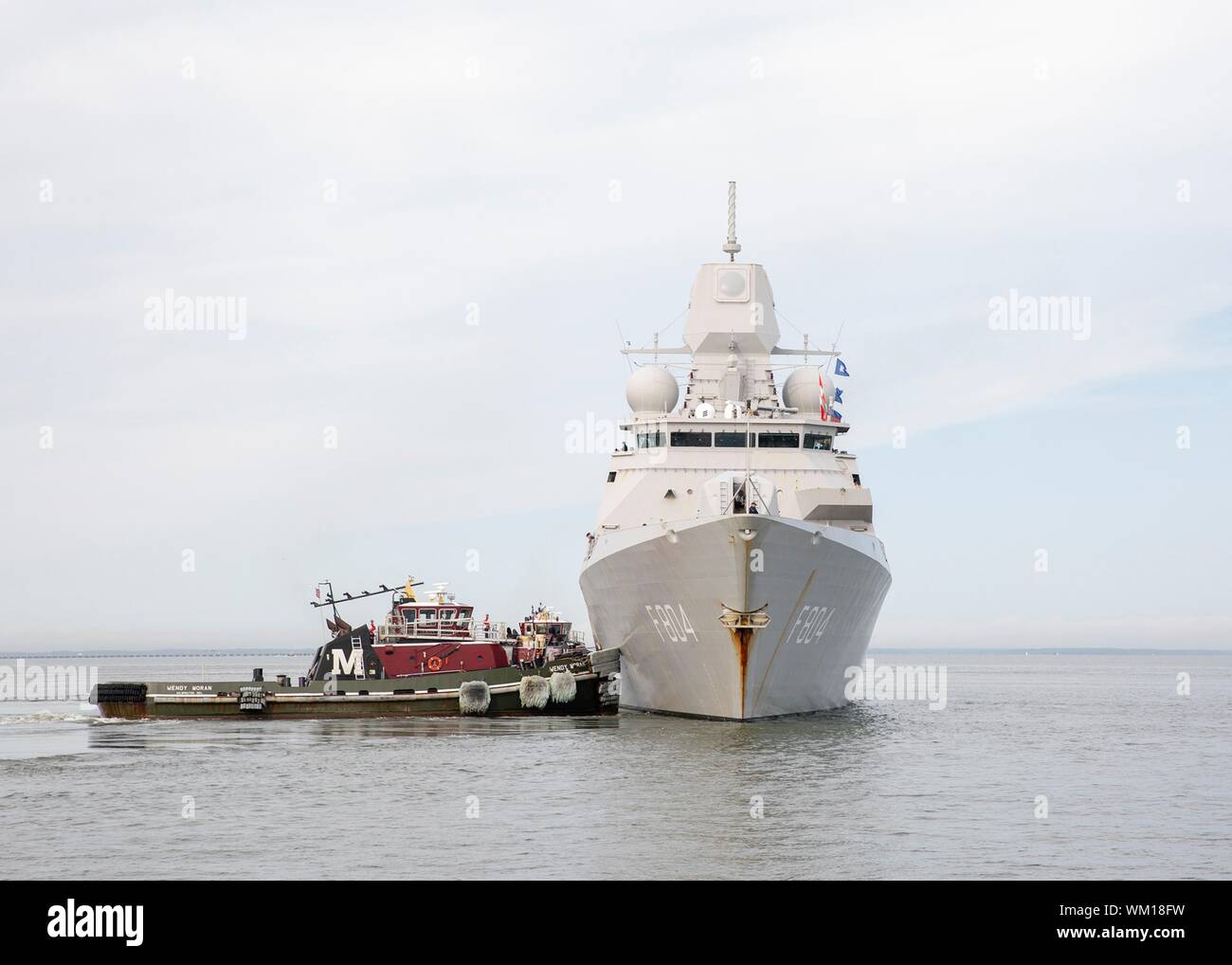 Norfolk Virginia Usa 04 September 19 The Royal Netherlands Navy Guided Missile Frigate Hnlms De Ruyter Departs Naval Station Norfolk Ahead Of Hurricane Dorian Which Is Forecasted To Bring High Winds And Heavy