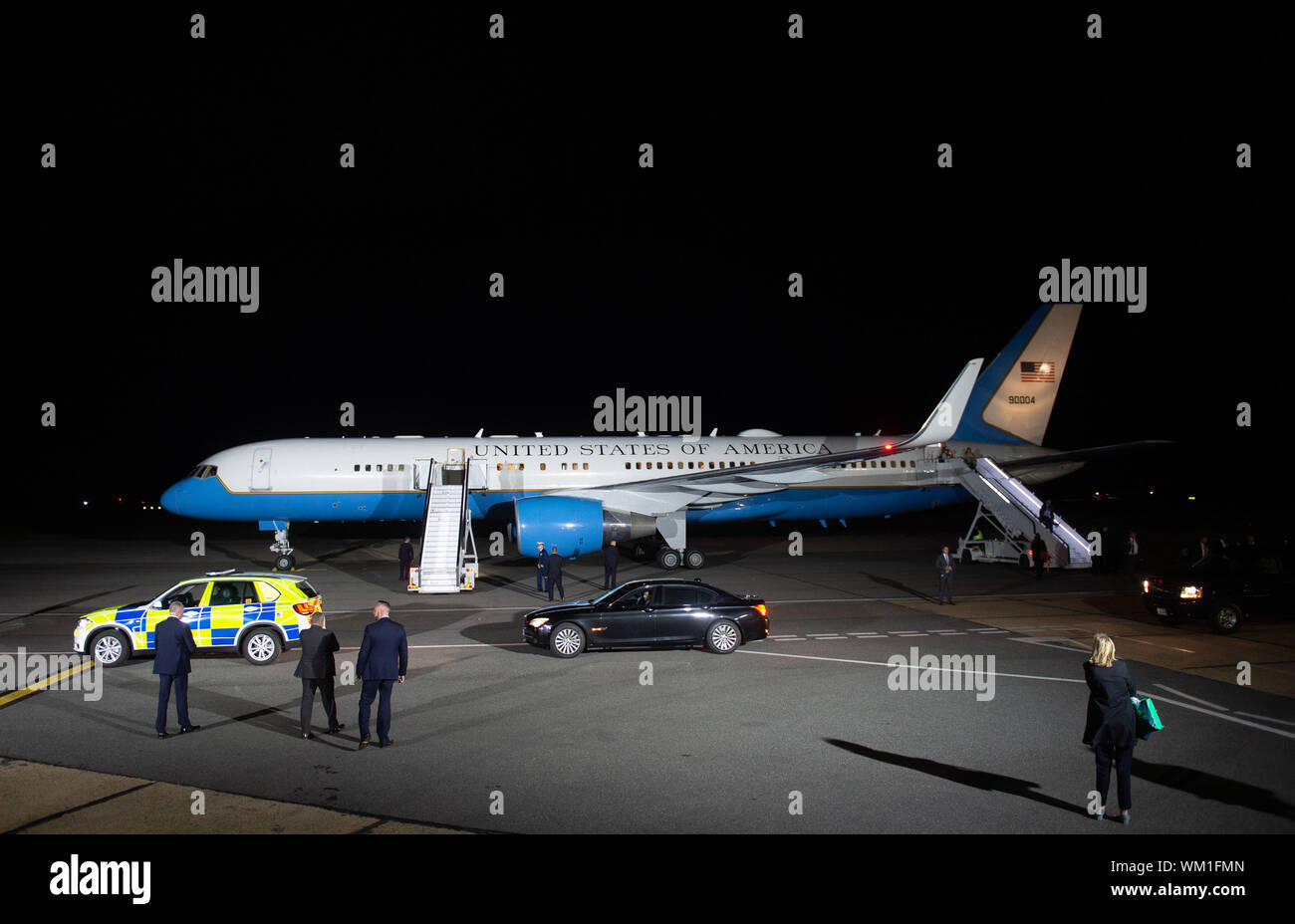 Air force 2 hi-res stock photography and images - Alamy