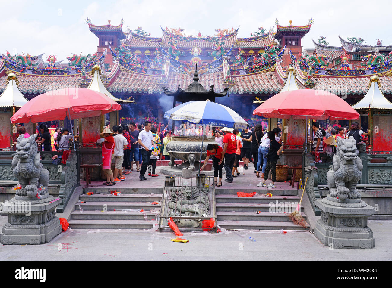QUANZHOU, CHINA –15 JUN 2019- View of a festival at the landmark Tonghuai Guanyue temple (Temple of Guan Yu and Yue Fei), a Wu temple of the Guan Gong Stock Photo