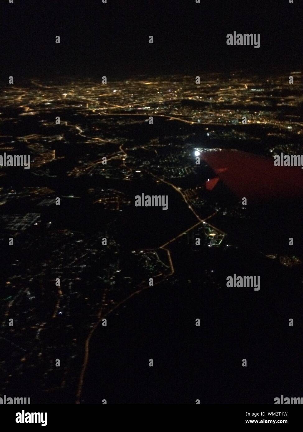 City at night from the air hi-res stock photography and images - Alamy