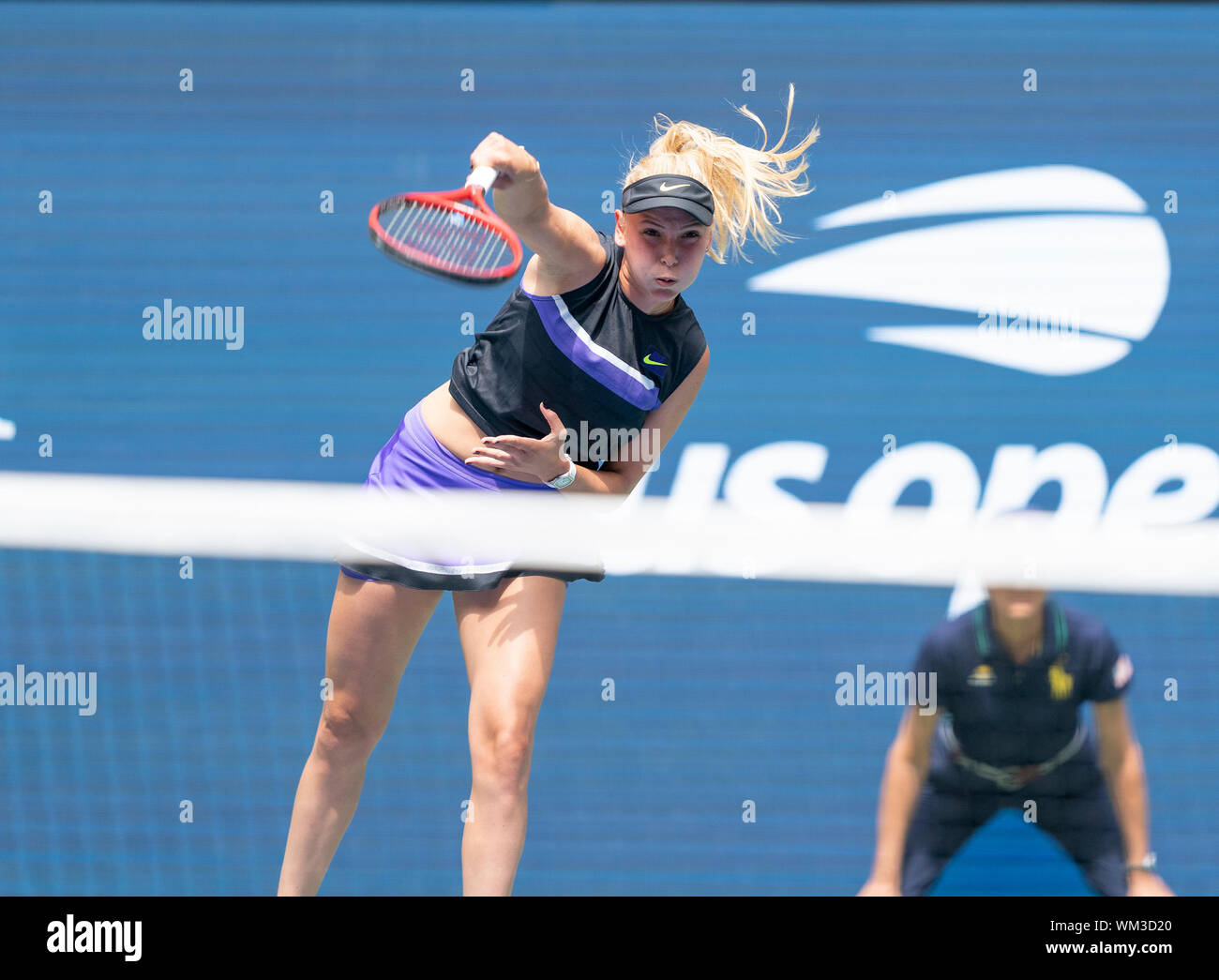 New York, United States. 04th Sep, 2019. Belinda Bencic (Switzerland) in  action during quarter final of US Open Championships against Donna Vekic  (Croatia) at Billie Jean King National Tennis Center (Photo by