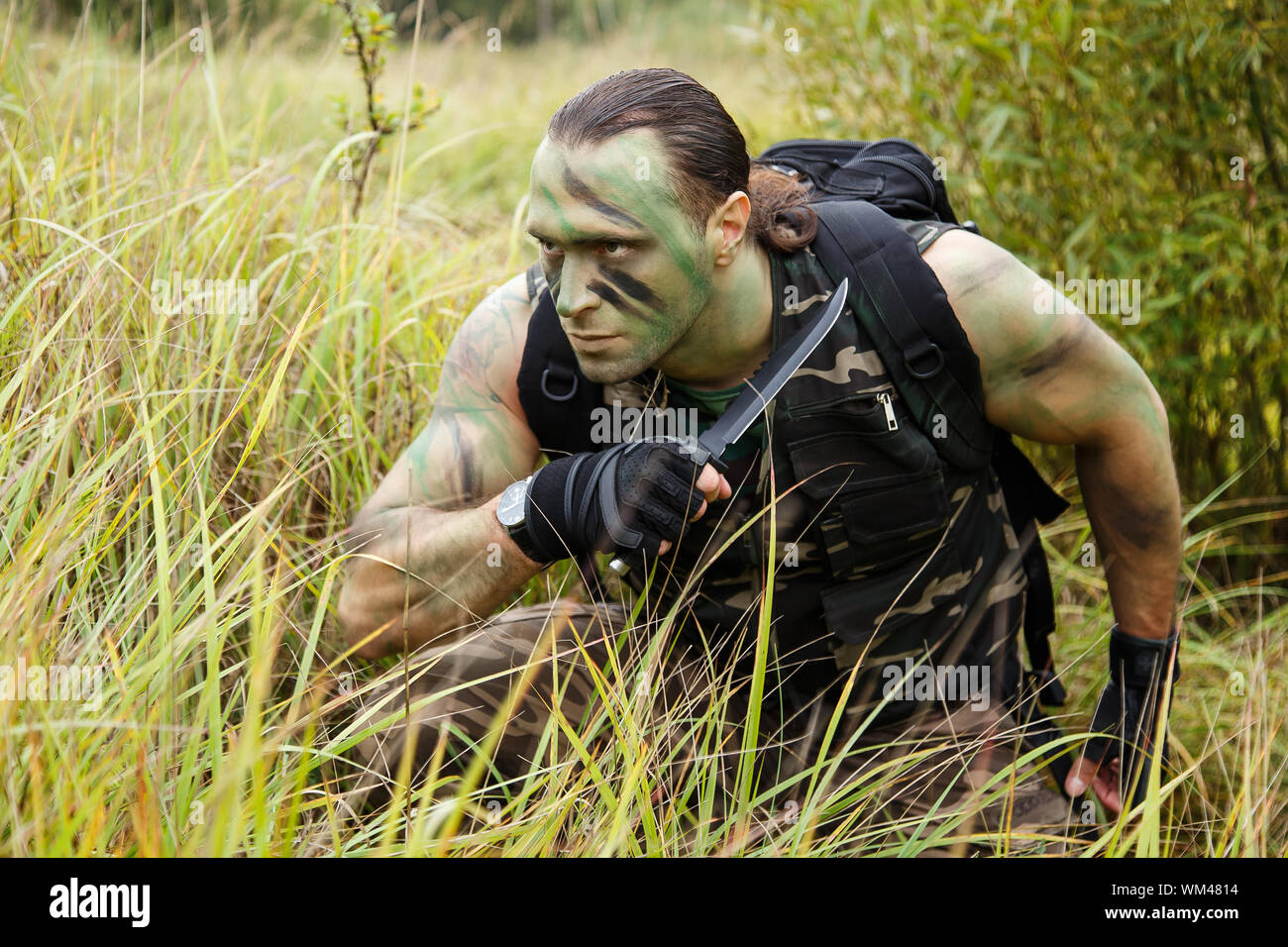 Ukraine Defending Defending ukraine soldier in hi-res stock photography and images - Alamy