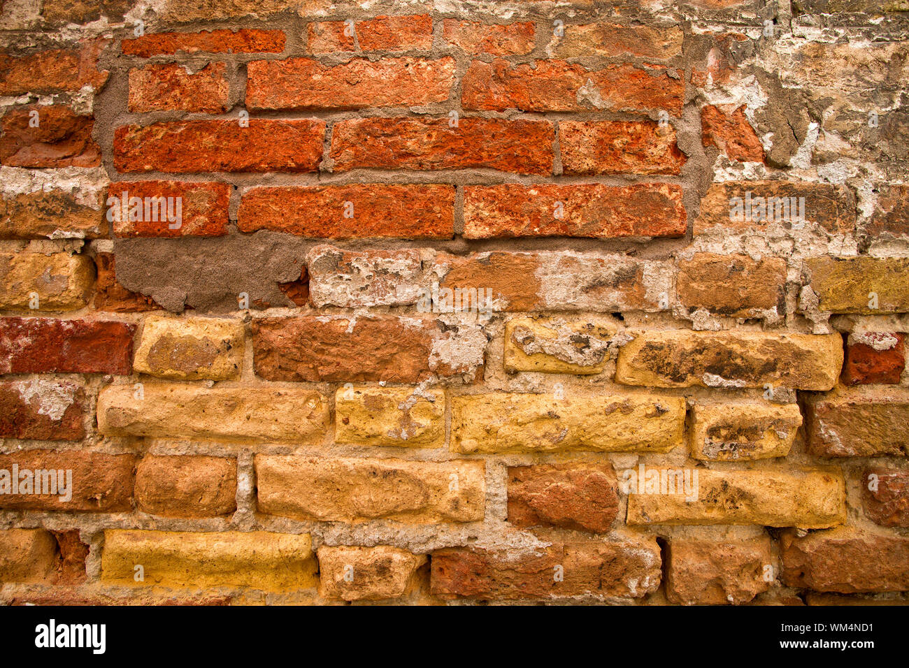 old brick wall texture grunge background Stock Photo - Alamy
