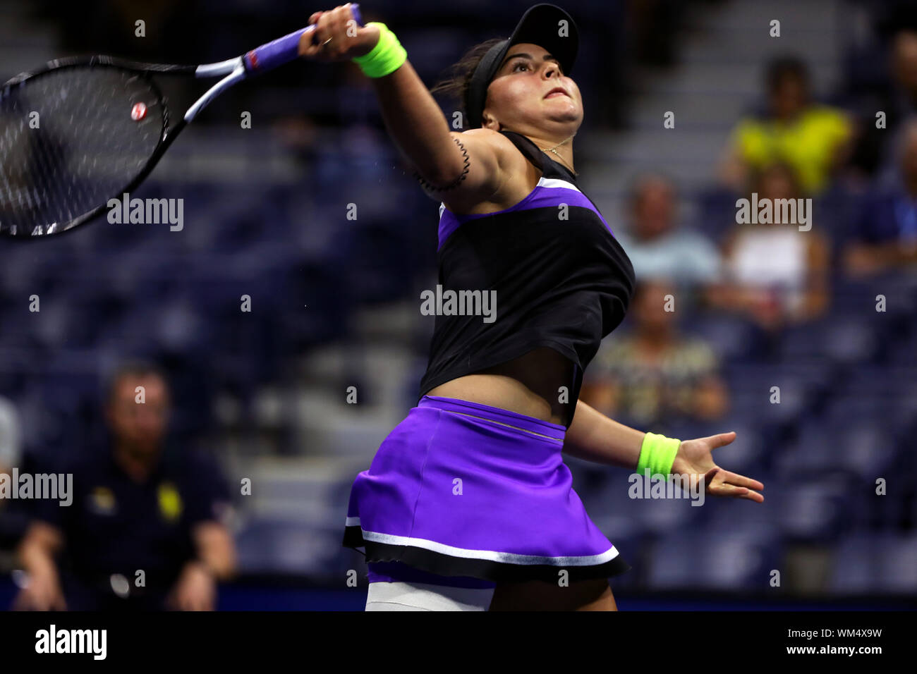 Bianca andreescu action shots hi-res stock photography and images - Alamy