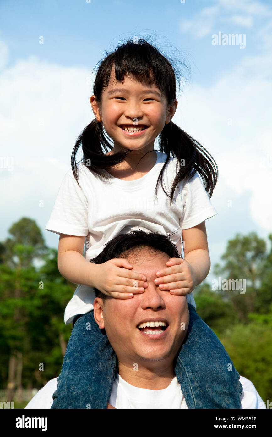 Japanese father daughter play together hires stock photography and