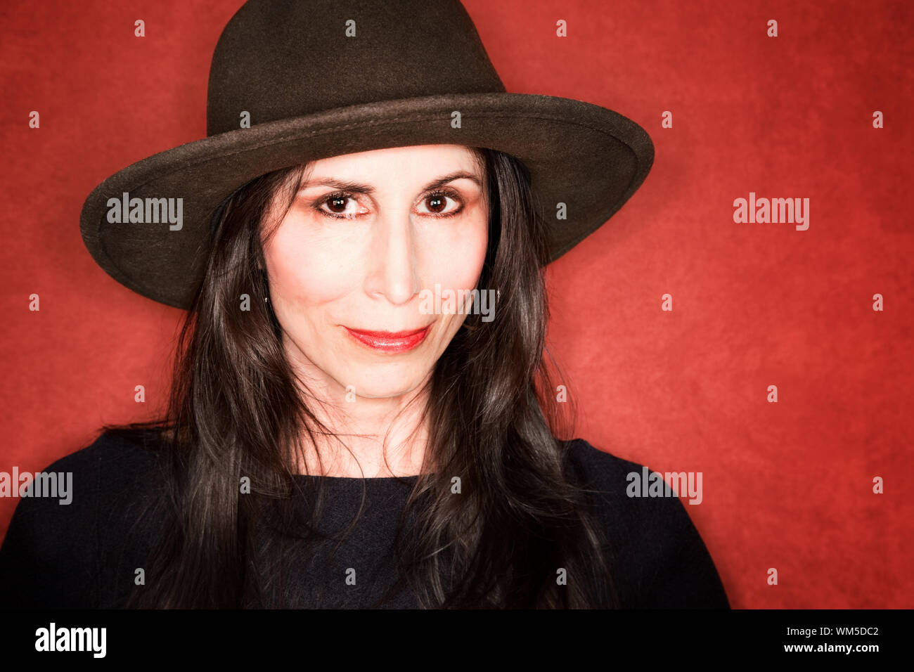 Dark felt hat hi-res stock photography and images - Alamy
