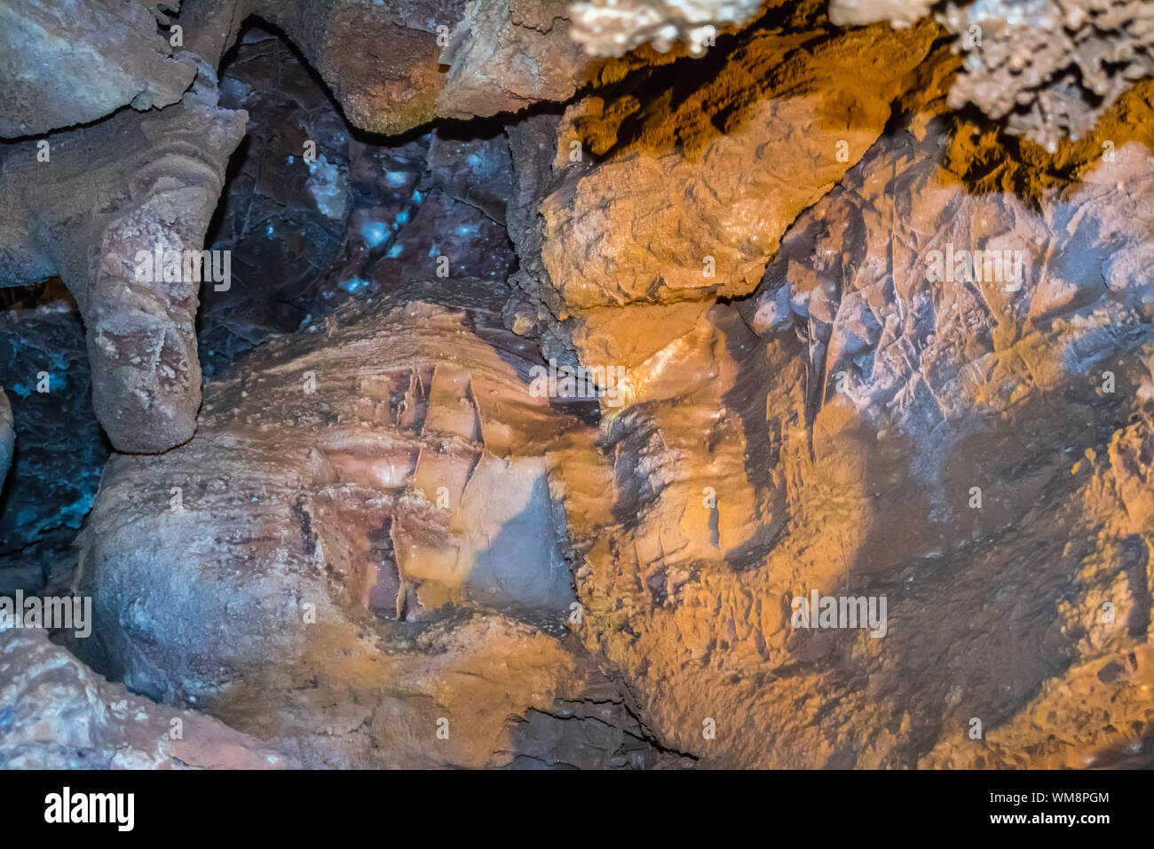 Boxwork A Boxwork geological formation of rocks in Wind Cave National Park ...