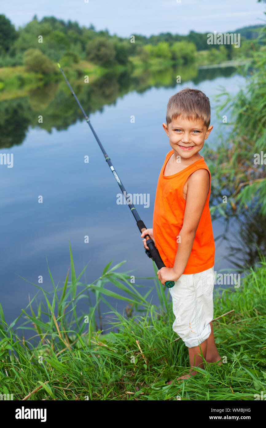 Boy fish fishing hi-res stock photography and images - Page 34 - Alamy