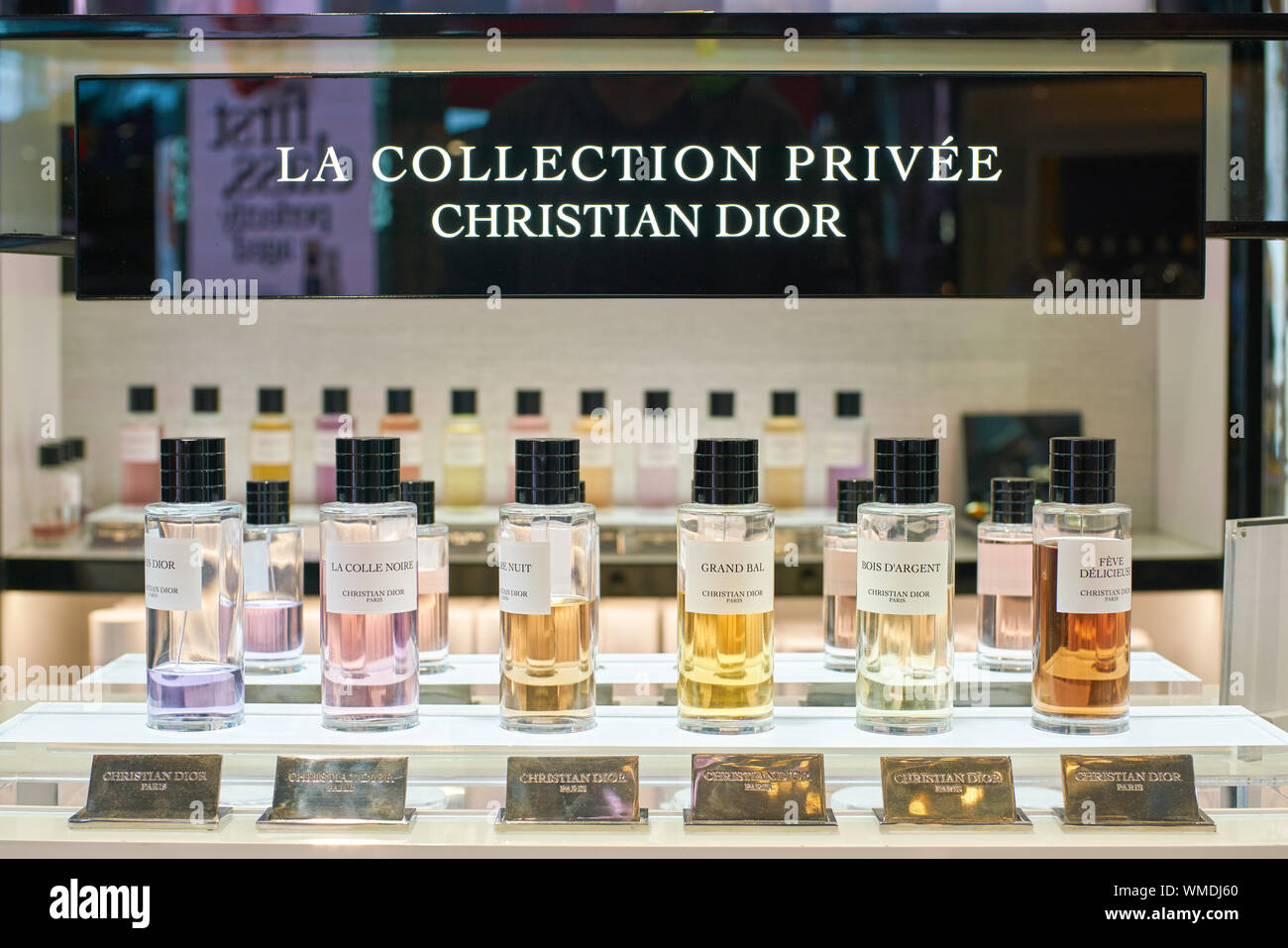 DUBAI, UAE - CIRCA FEBRUARY, 2019: perfumes on display in Duty Free at  Dubai International Airport Stock Photo - Alamy