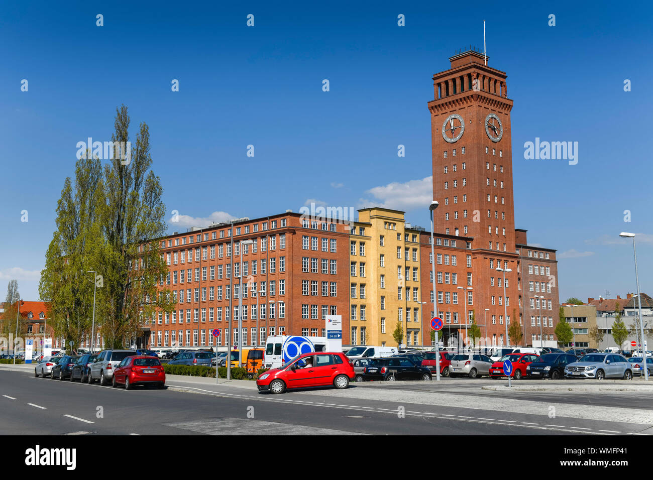 Thelen Technopark mit Siemensturm, Wohlrabedamm, Siemensstadt, Spandau, Berlin, Deutschland Stock Photo