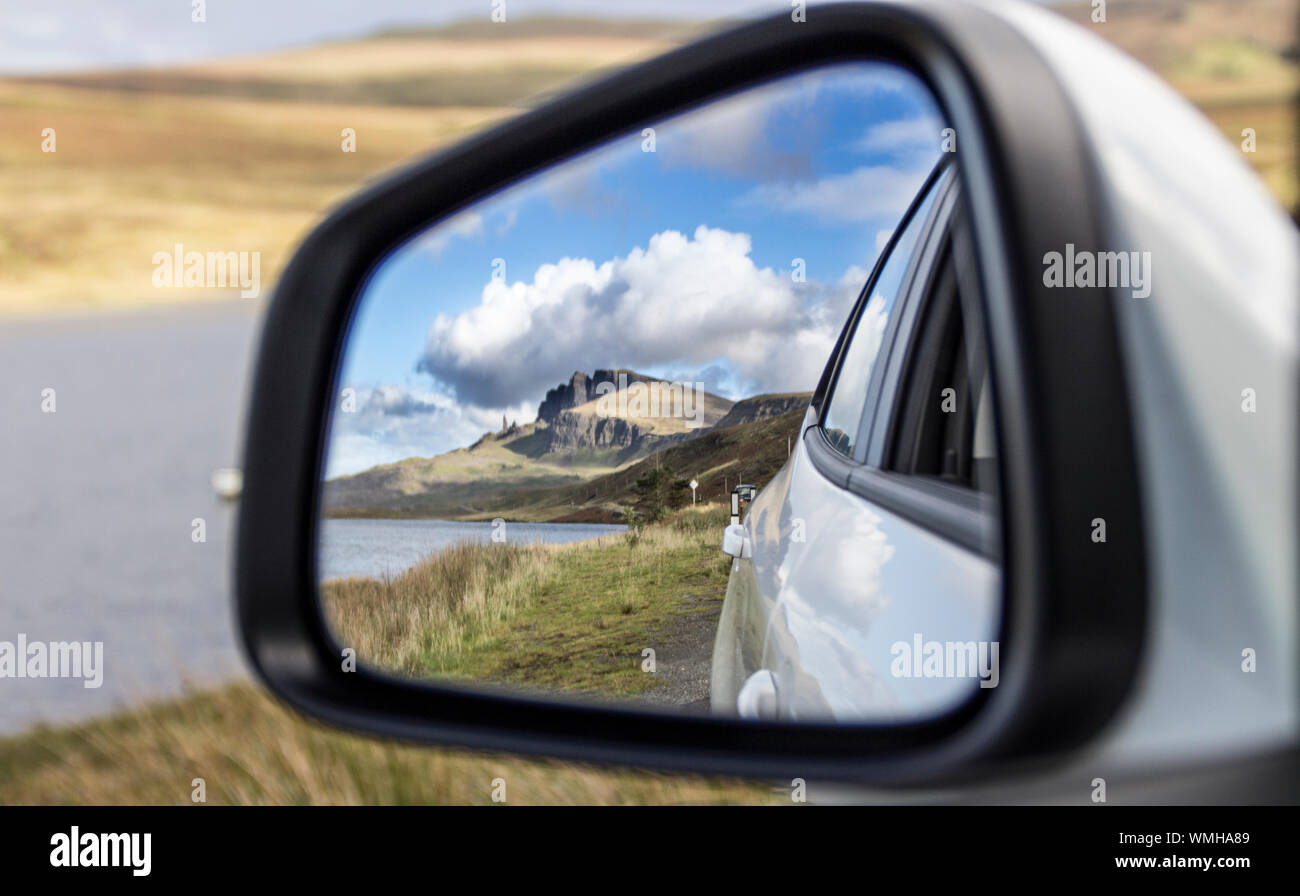 Car mountains side view hi-res stock photography and images - Alamy
