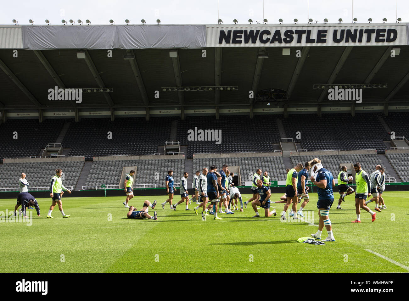 Newcastle, UK. 05th Sep, 2019. NEWCASTLE UPON TYNE, ENGLAND. SEPT 5TH Italy players prepare to train on the St. James' Park pitch during Italy's Captain's run at St James' Park, Newcastle upon Tyne on Thursday 6th September 2019 (Credit: Chris Lishman | MI News) Credit: MI News & Sport /Alamy Live News Stock Photo