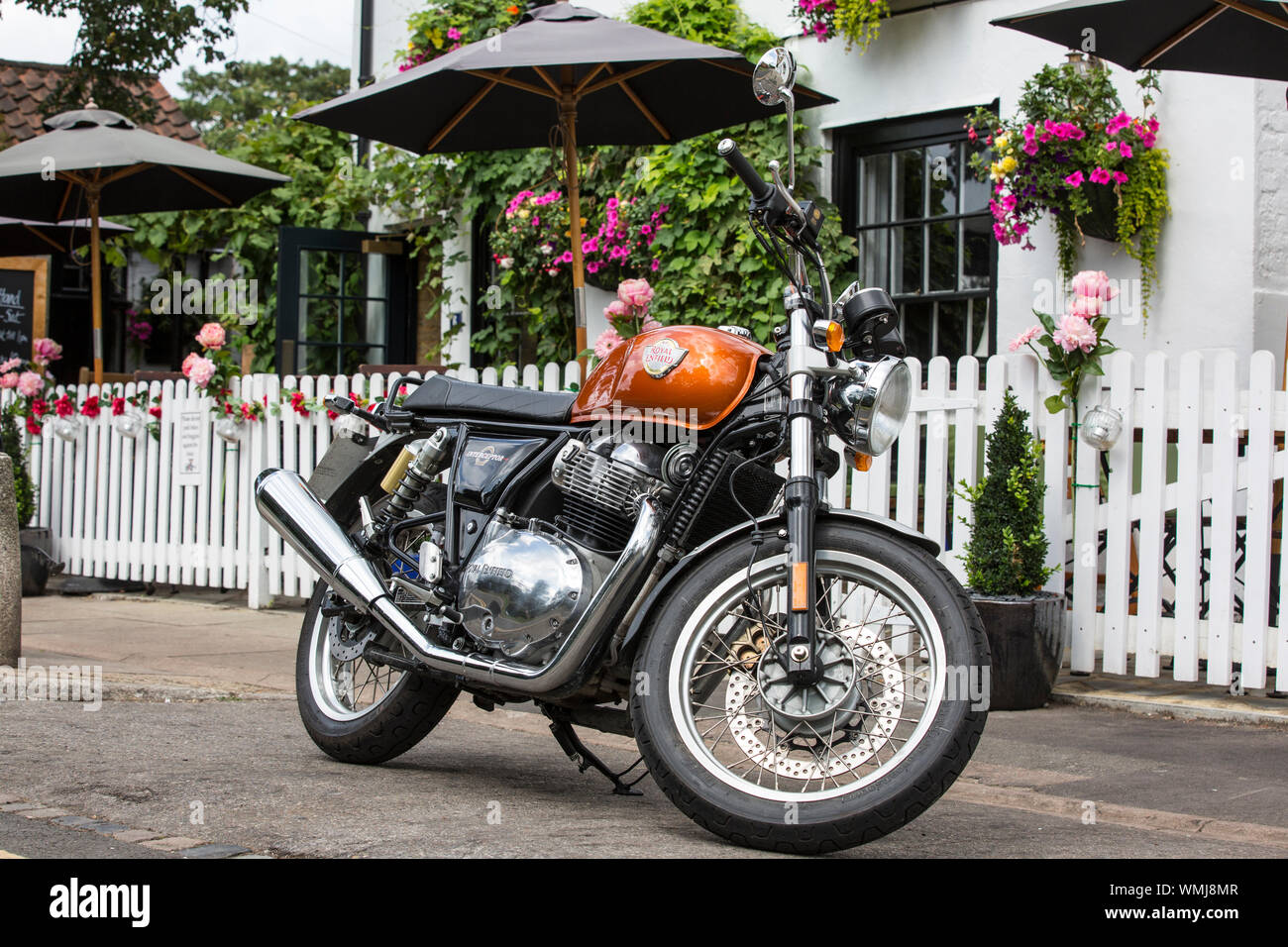 Royal Enfield Inteceptor Motorcycle, 47bhp/38lb ft air- and oil-cooled vertical twin, photographer in southwest London, England, United Kingdom Stock Photo