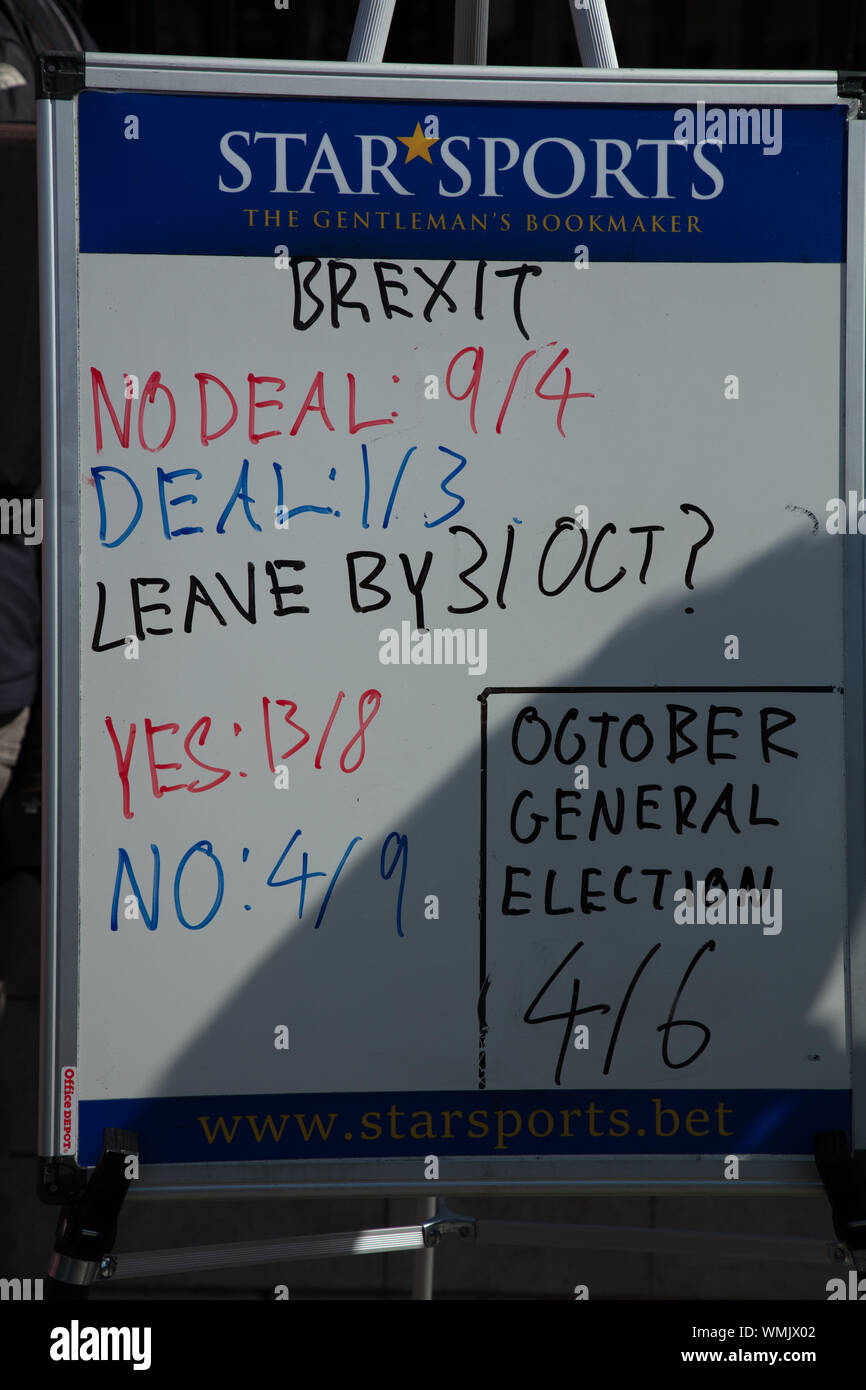 London Uk 4th September 2019 Brexit Betting Odds No Deal Deal Leaving By October 2019 And October General Election On Display At The Gates Of The Houses Of Parliament On Parliament Square Credit