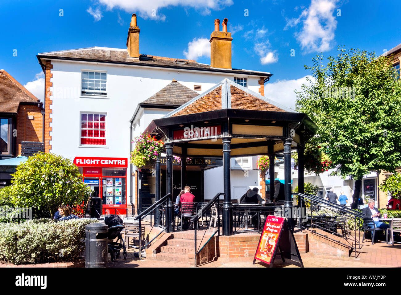 Costa Coffee Outside seating area The Matings, St. Albans, Hertfordshire UK Stock Photo