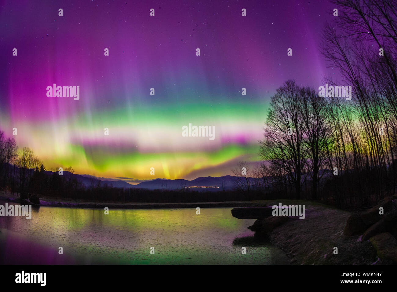 Aurora Borealis in Stowe Vermont, USA Stock Photo Alamy