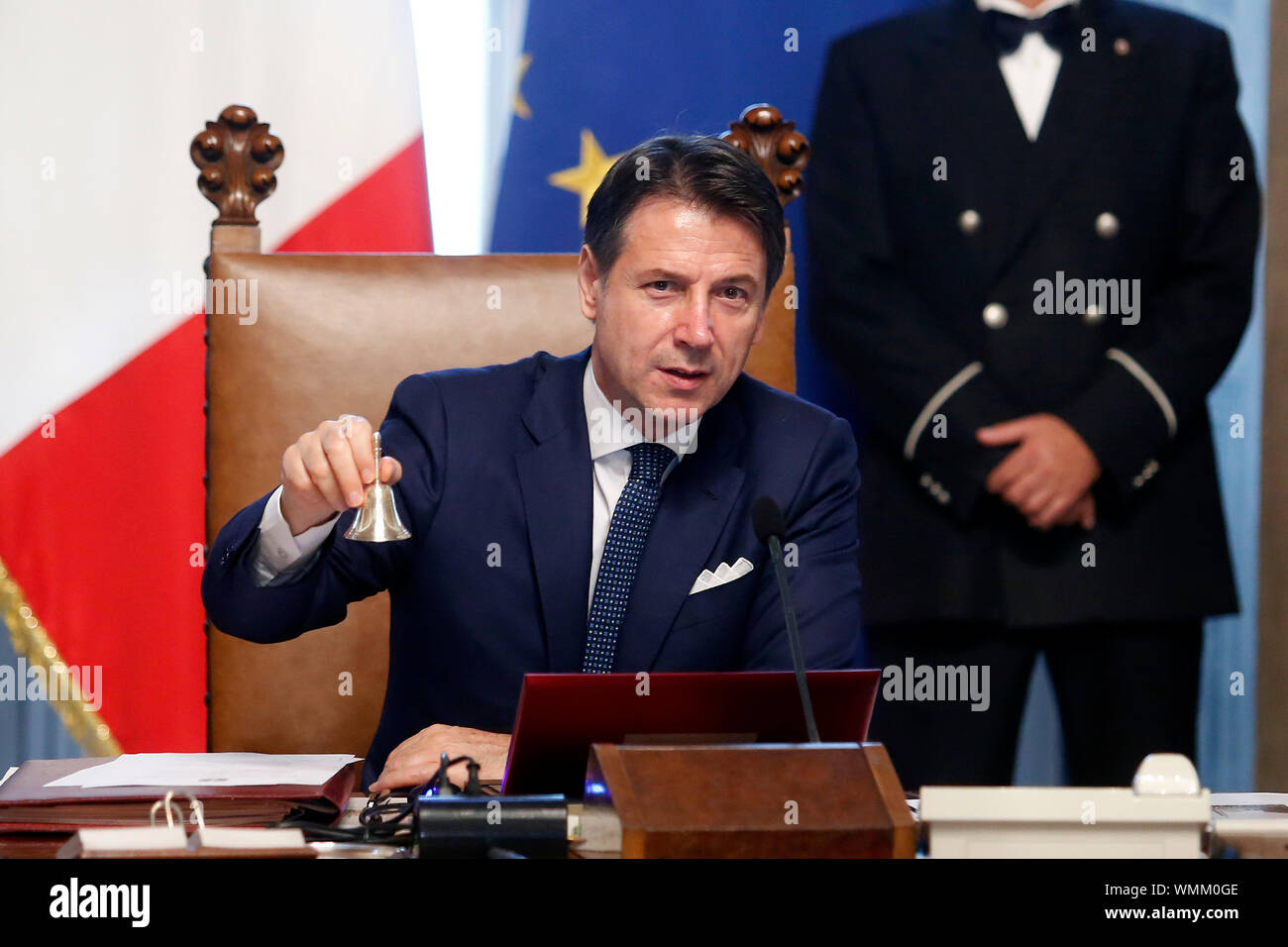 Rome, Italy. 05th Sep, 2019. Giuseppe Conte starts the first Minister's cabinet ringing the bell Rome September 5th 2019. Palazzo Chigi. Ceremony of the bell for the new appointed premier. Foto Samantha Zucchi Insidefoto Credit: insidefoto srl/Alamy Live News Stock Photo