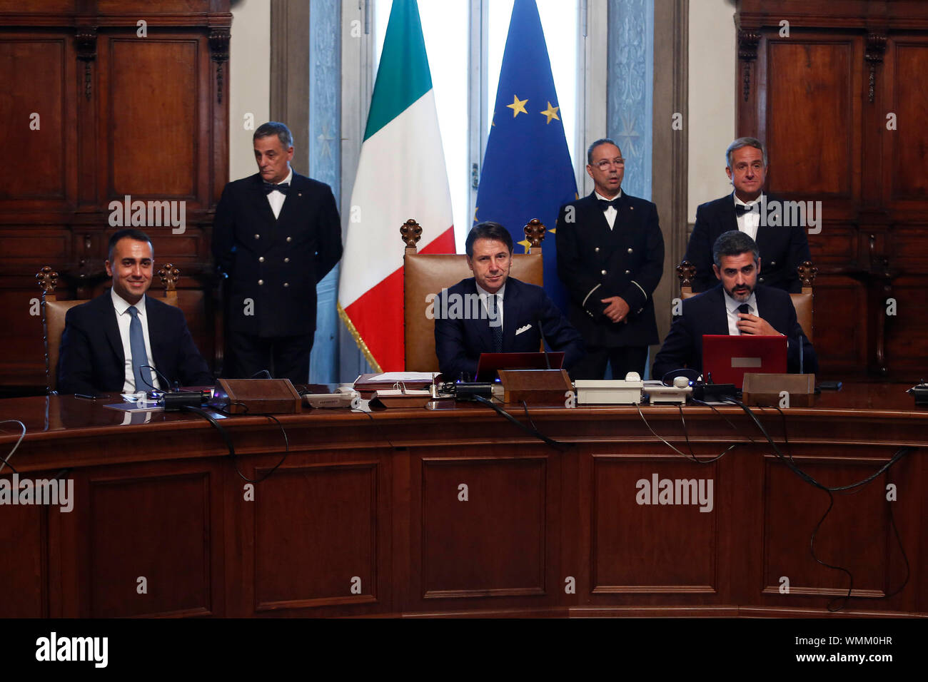 Rome, Italy. 05th Sep, 2019. Giuseppe Conte starts the first Minister's cabinet ringing the bell, with Luigi Di Mail (L) and Riccardo Fraccaro (R) Rome September 5th 2019. Palazzo Chigi. Ceremony of the bell for the new appointed premier. Foto Samantha Zucchi Insidefoto Credit: insidefoto srl/Alamy Live News Stock Photo