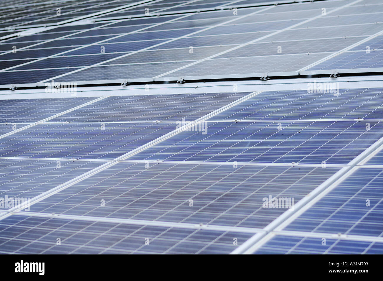 Solar panel roof hires stock photography and images Alamy