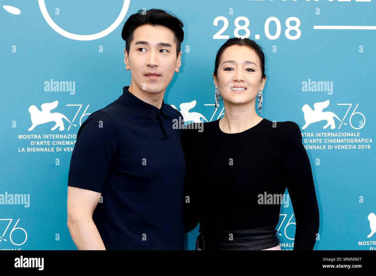 Mark Chao and Gong Li at the Photocall for 'Saturday Fiction/Lan xin da ju yuan' at the Venice Biennale 2019/76th Venice International Film Festival at the Palazzo del Casino. Venice, 04.09.2019 | usage worldwide Stock Photo