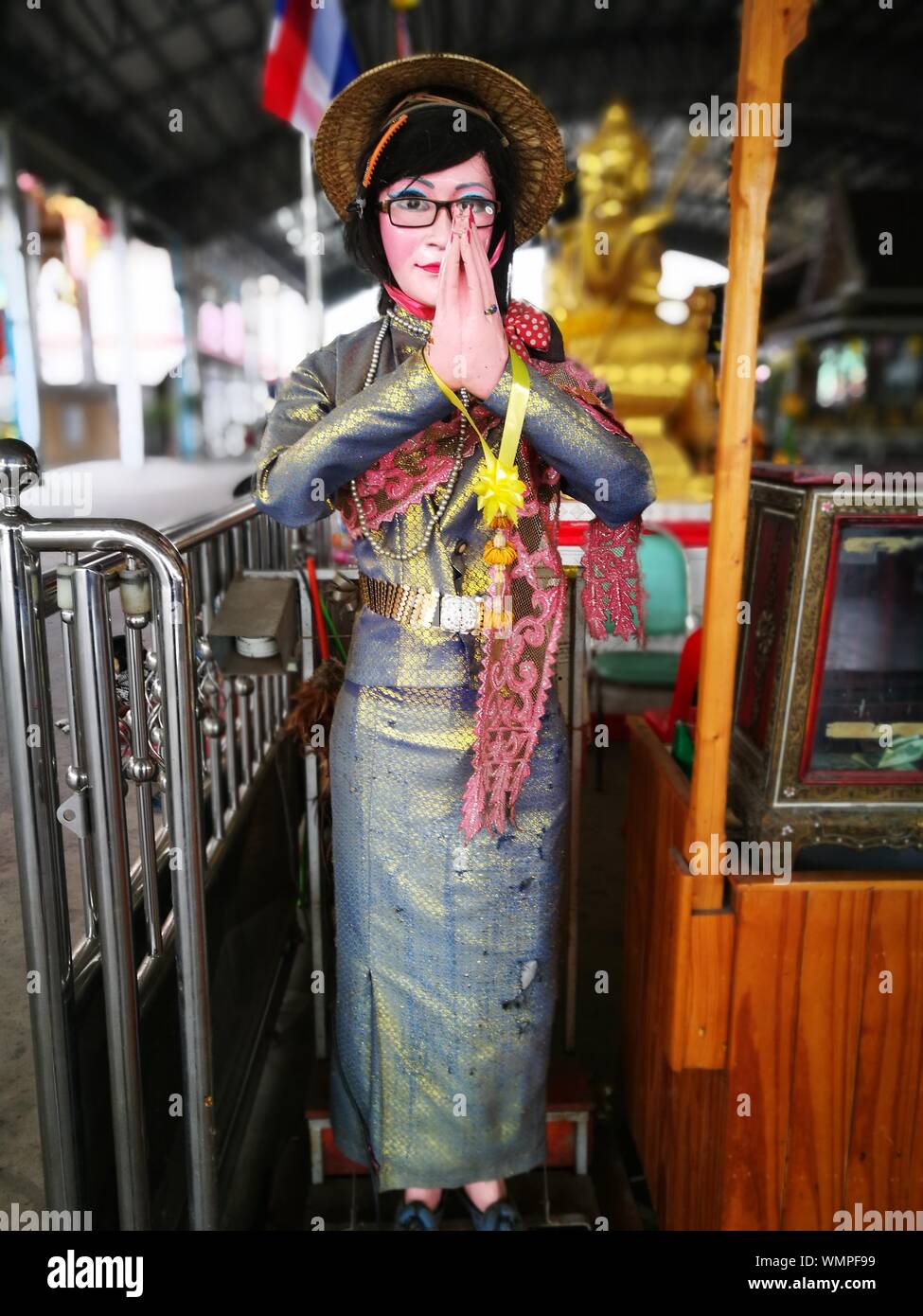 Human Statue Costume Stock Photos & Human Statue Costume Stock Images