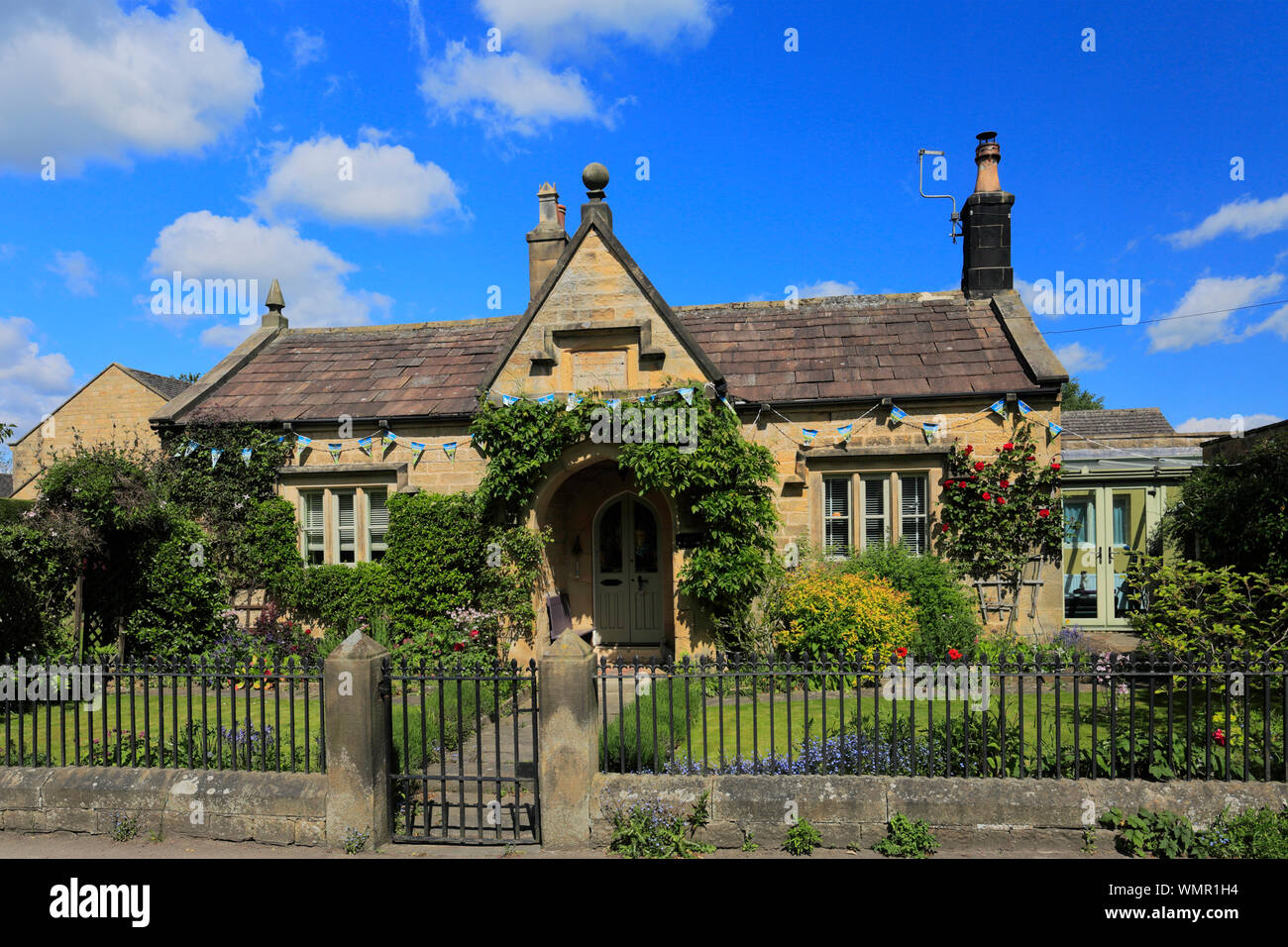 Pretty cottage in Masham town, North Yorkshire, England, UK Stock Photo