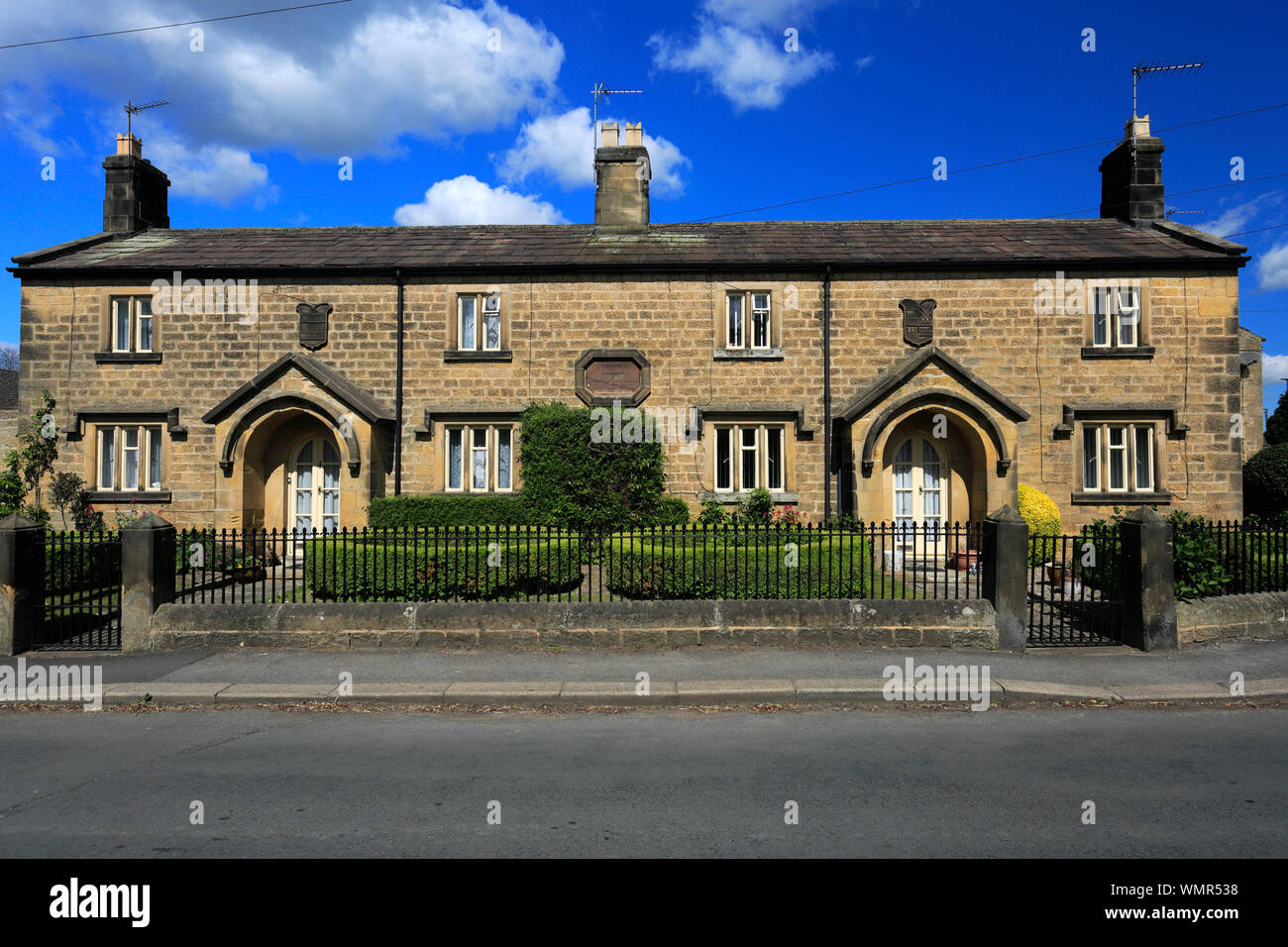 Pretty cottage in Masham town, North Yorkshire, England, UK Stock Photo