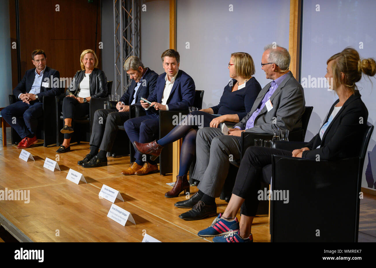 05 September 2019 Berlin Manfred Schoch L R Chairman Of The Works Council And Deputy Chairman Of The Supervisory Board Of Bmw Ag Britta Seeger Member Of The Board Of Management Of Daimler